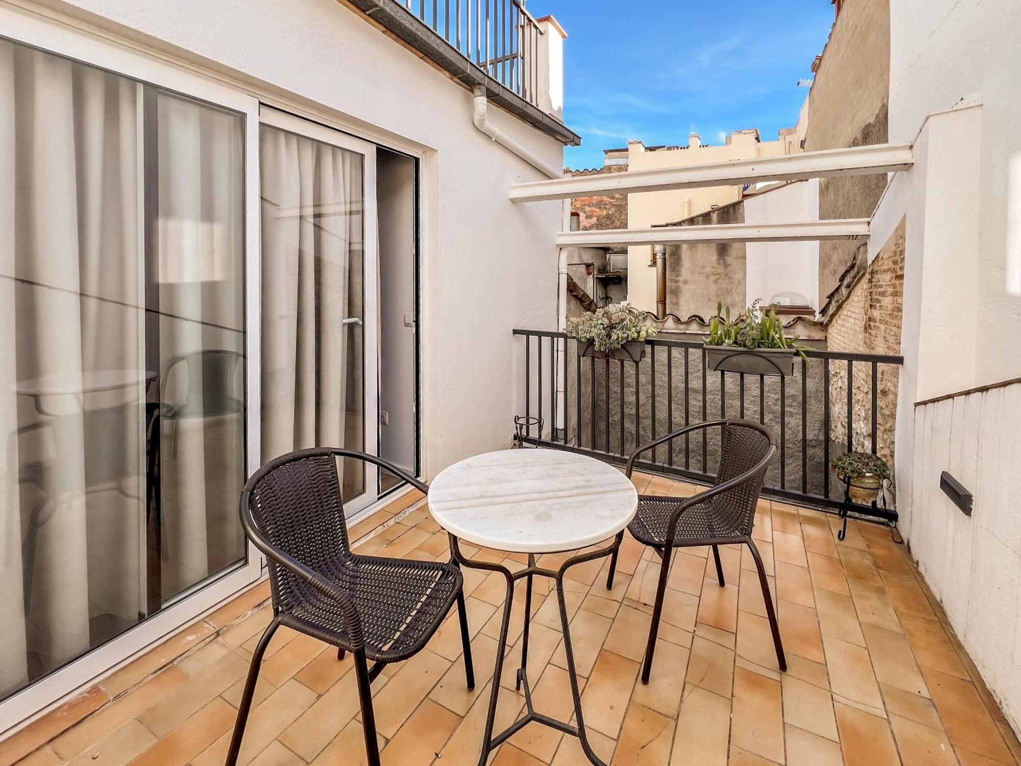 Ganganell Atic Apartamento Con Terraza En Besalú Exterior foto